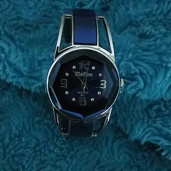 Watch - Picture 2 of 2